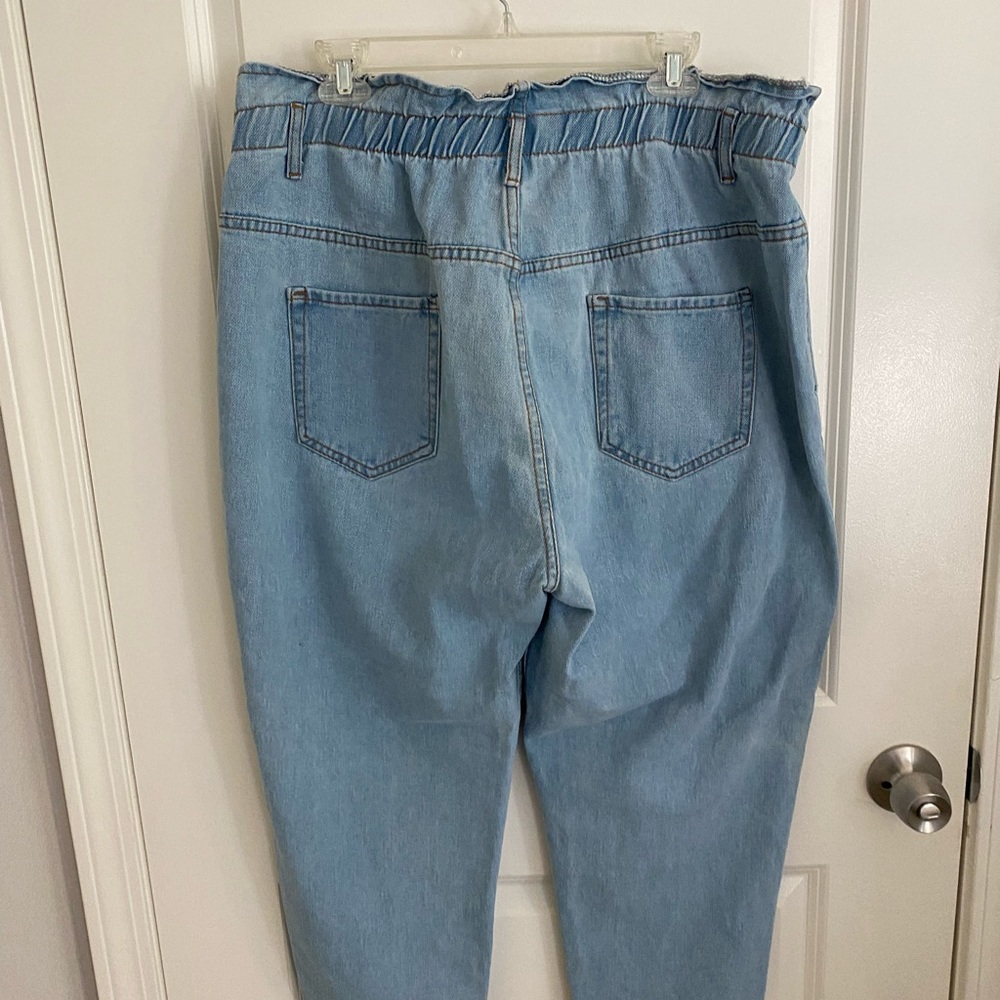 Never worn - Picture 2 of 3